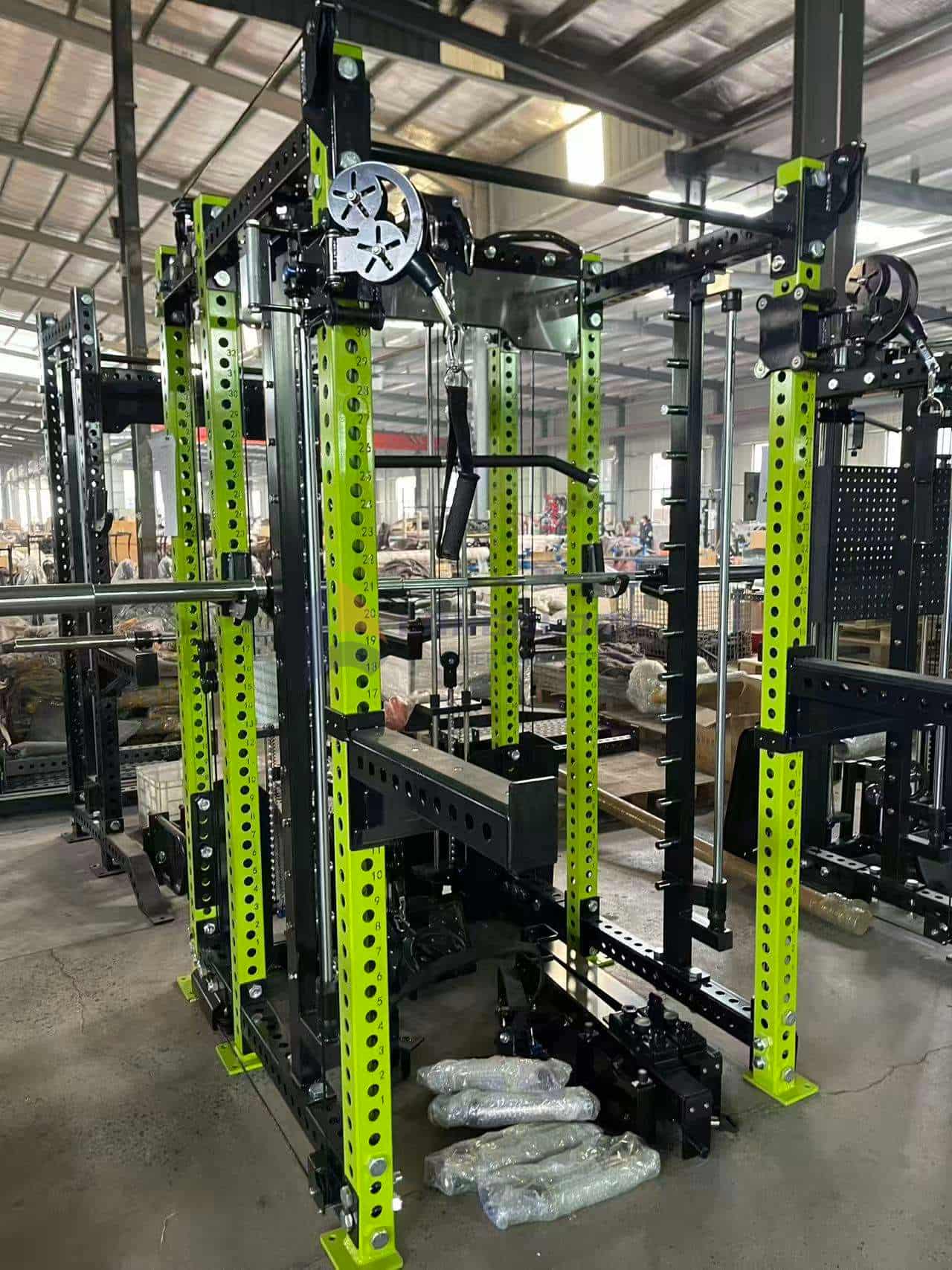 Çoxfunksiyalı Təlimçi Smith Squat Rack